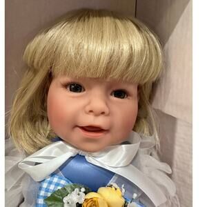 Lee Middleton Original Dolls "Blue Bell" Model 01139-2004-215/350 NEW in Box!